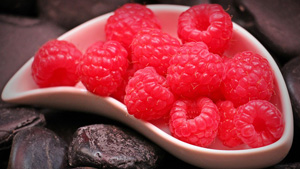 Prendre une framboise pour maigrir plus vite