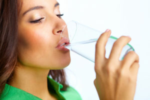Quelle eau pour maigrir et avoir un ventre plat ?